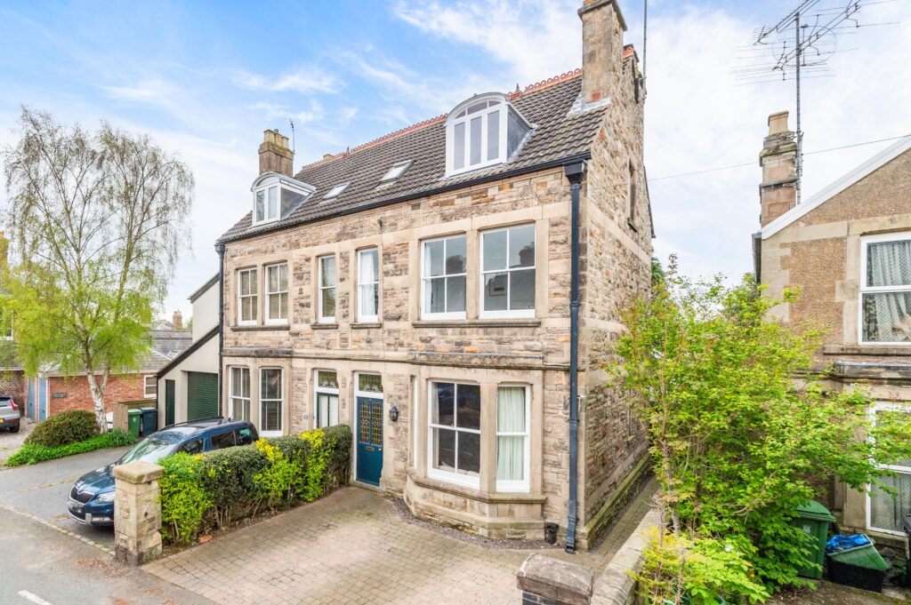 Edwardian five-bed with contemporary extension