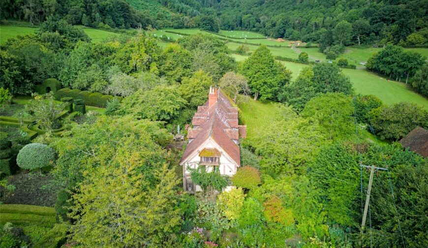 Cwm Cottage, Clunton - Picture No. 60