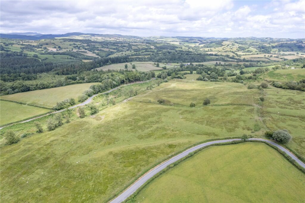 Land At Caepenfras, Llangadfan - Picture No. 07