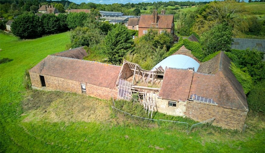 Wyke Farm Barns, Wyke - Picture No. 09