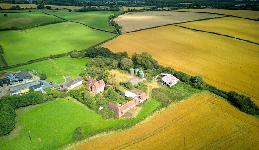 Wyke Farm Barns, Wyke - Picture No. 11