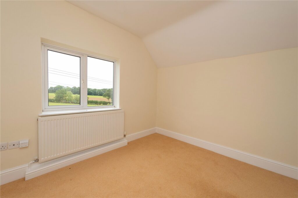 2 Robertsford Cottage - Bedroom