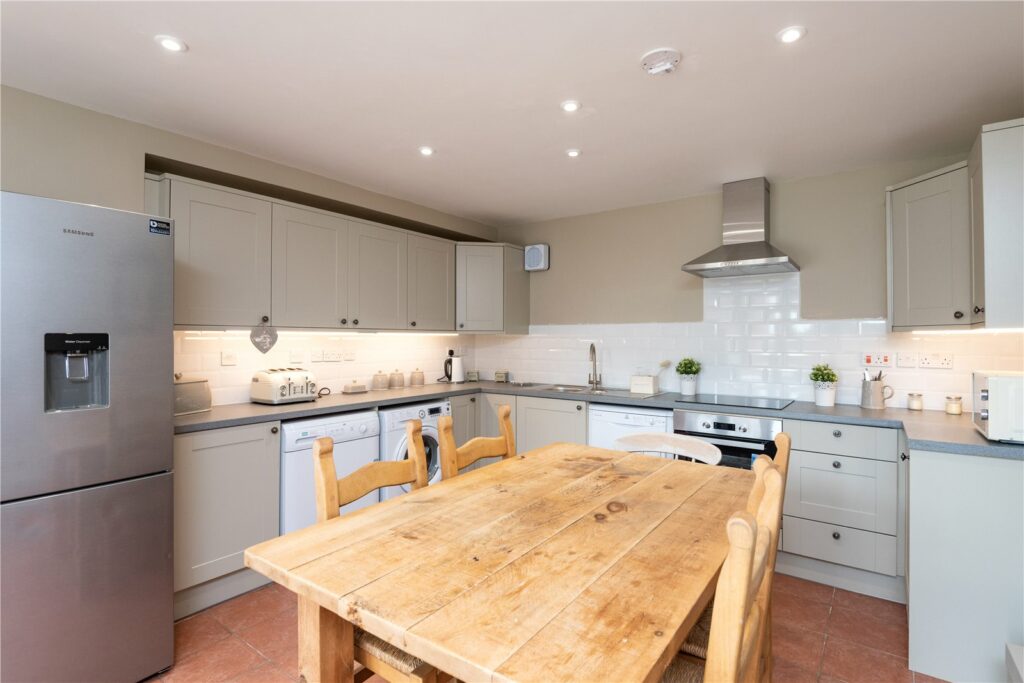 Cheswell Manor, Cheswell - Cottage Kitchen