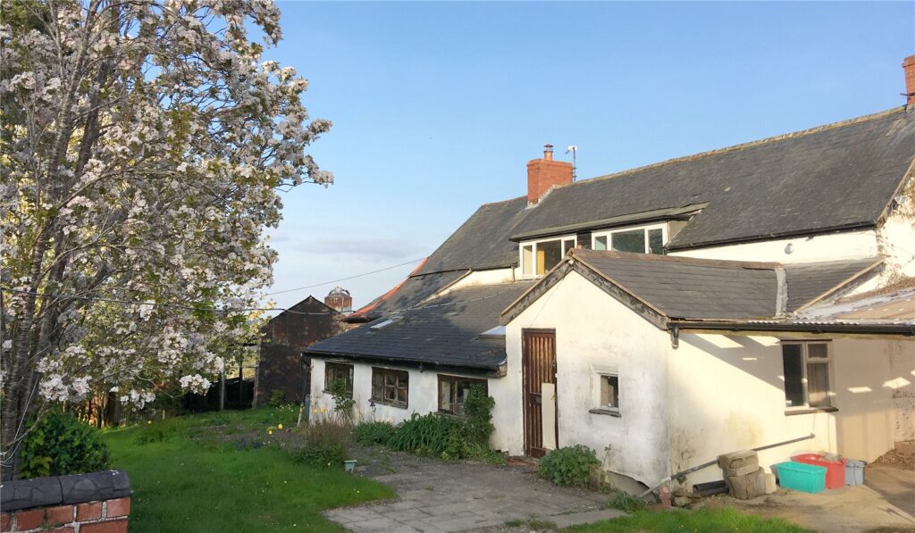 Pen Y Parc Mawr, Llanfechain - Rear Of House