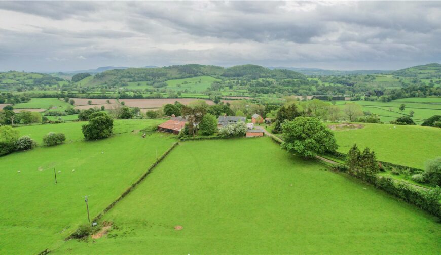 Pen Y Parc Mawr, Llanfechain - View To The East