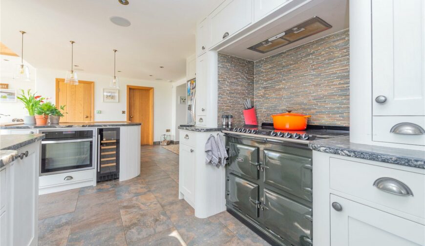 Yew Tree Cottage, Stretton Westwood - Kitchen