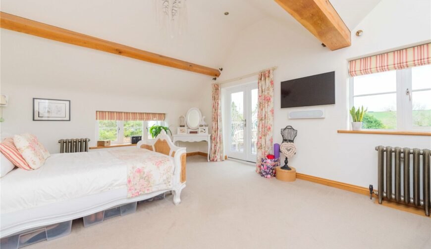 Yew Tree Cottage, Stretton Westwood - Master Bedroom