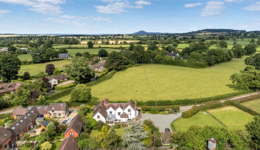 Upper House, Longnor - Picture No. 09