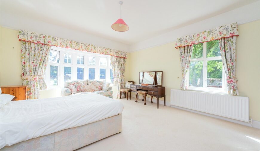 Sunnymead, Carding Mill Valley - Master Bedroom