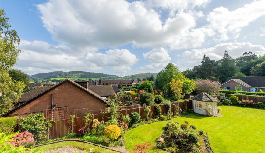 Sunnymead, Carding Mill Valley - Front View