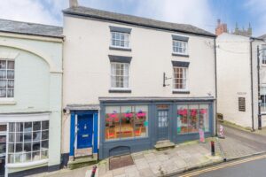 Heart of Ludlow – 3 bed with roof terrace