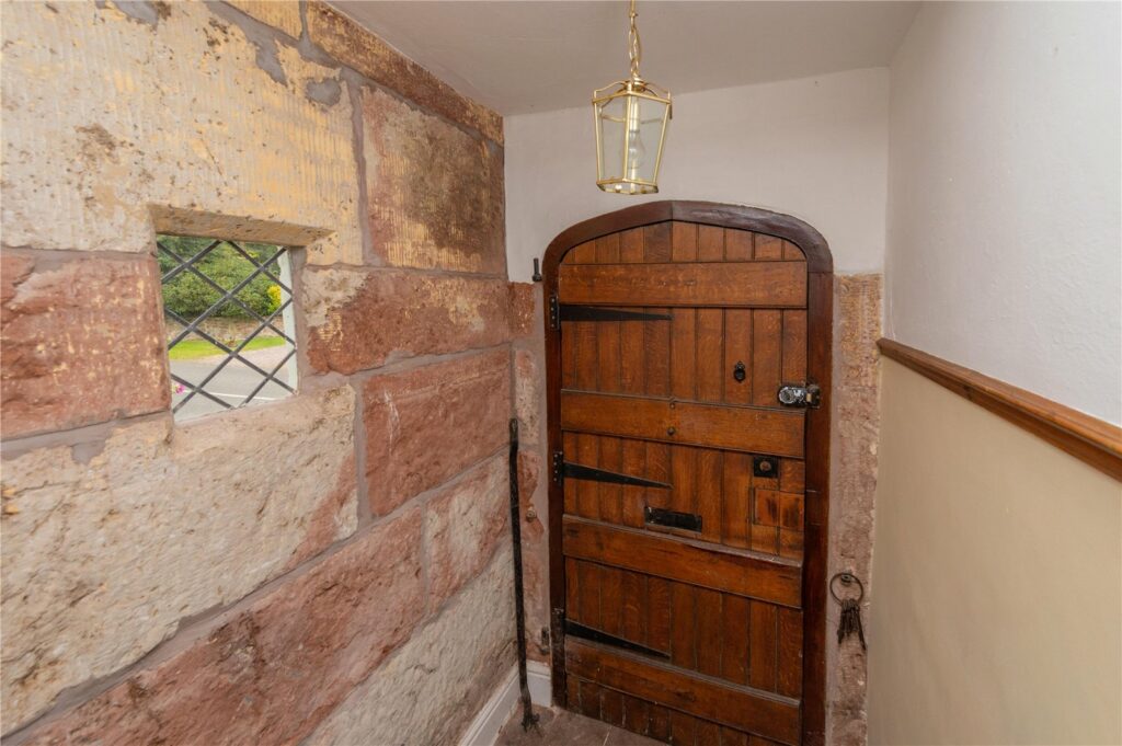 Ivy Lodge, Weston - Porch