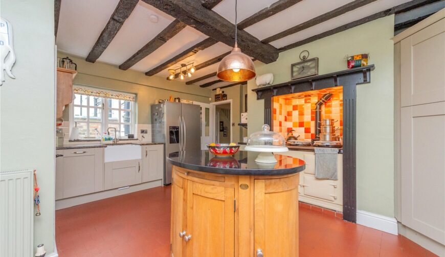 Ivy Lodge, Weston - Kitchen