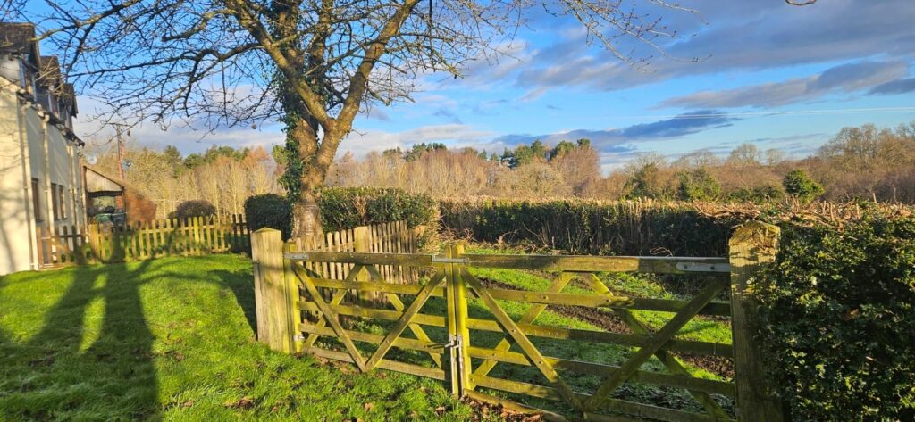 Coppice Cottages, Walkmills Farm Junction To Old Mill Farm - Picture No. 44